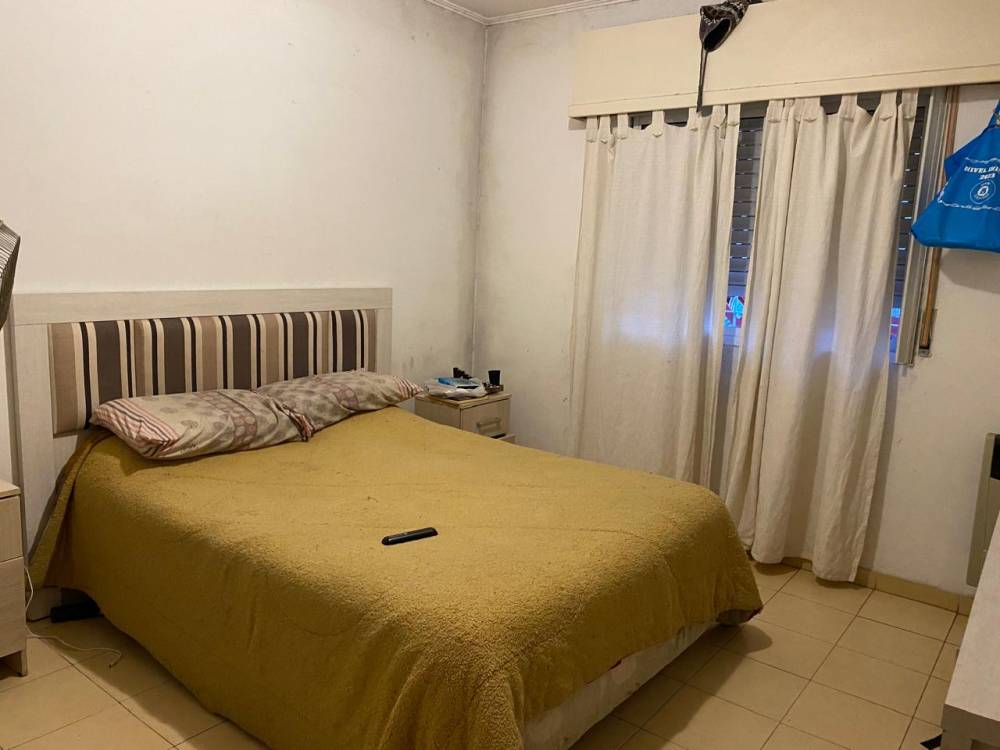 Casa de 3 Ambientes con Galpón y Patio, calle Roffo. Gualeguaychú