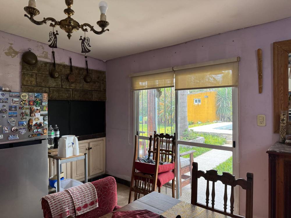 Casa 3 dormitorios con parque y pileta en Pueblo Belgrano | Se evalúa permuta