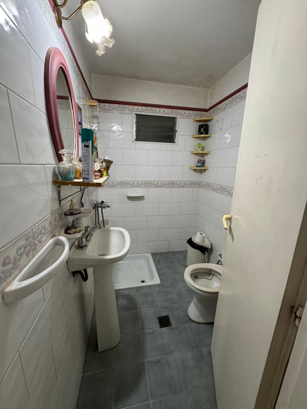 Casa 3 dormitorios con parque y pileta en Pueblo Belgrano | Se evalúa permuta