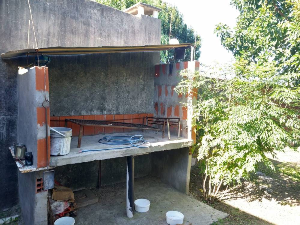CASA 4 AMBIENTES SOBRE CALLE RAMIREZ, ZONA CLUB SPORTING