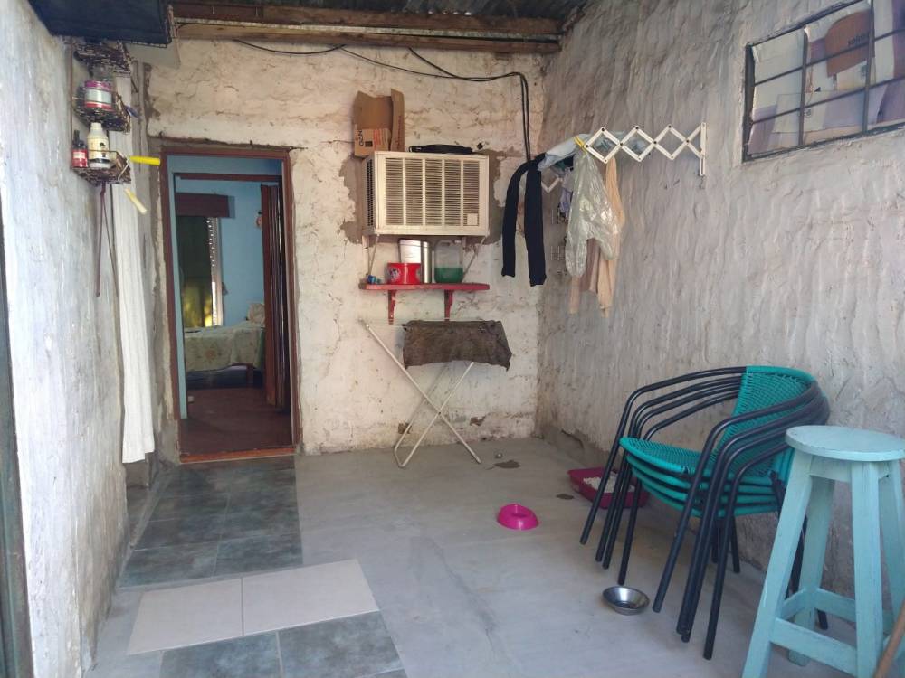 CASA 4 AMBIENTES SOBRE CALLE RAMIREZ, ZONA CLUB SPORTING