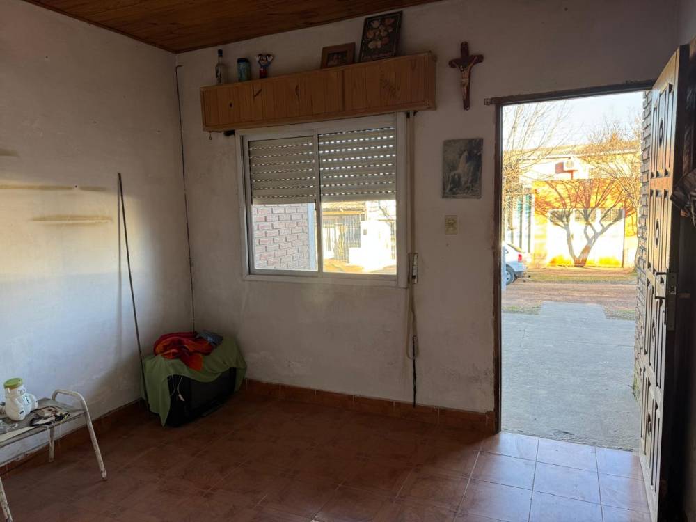 Casa a refaccionar con gran potencial – Andrade y Virreinato