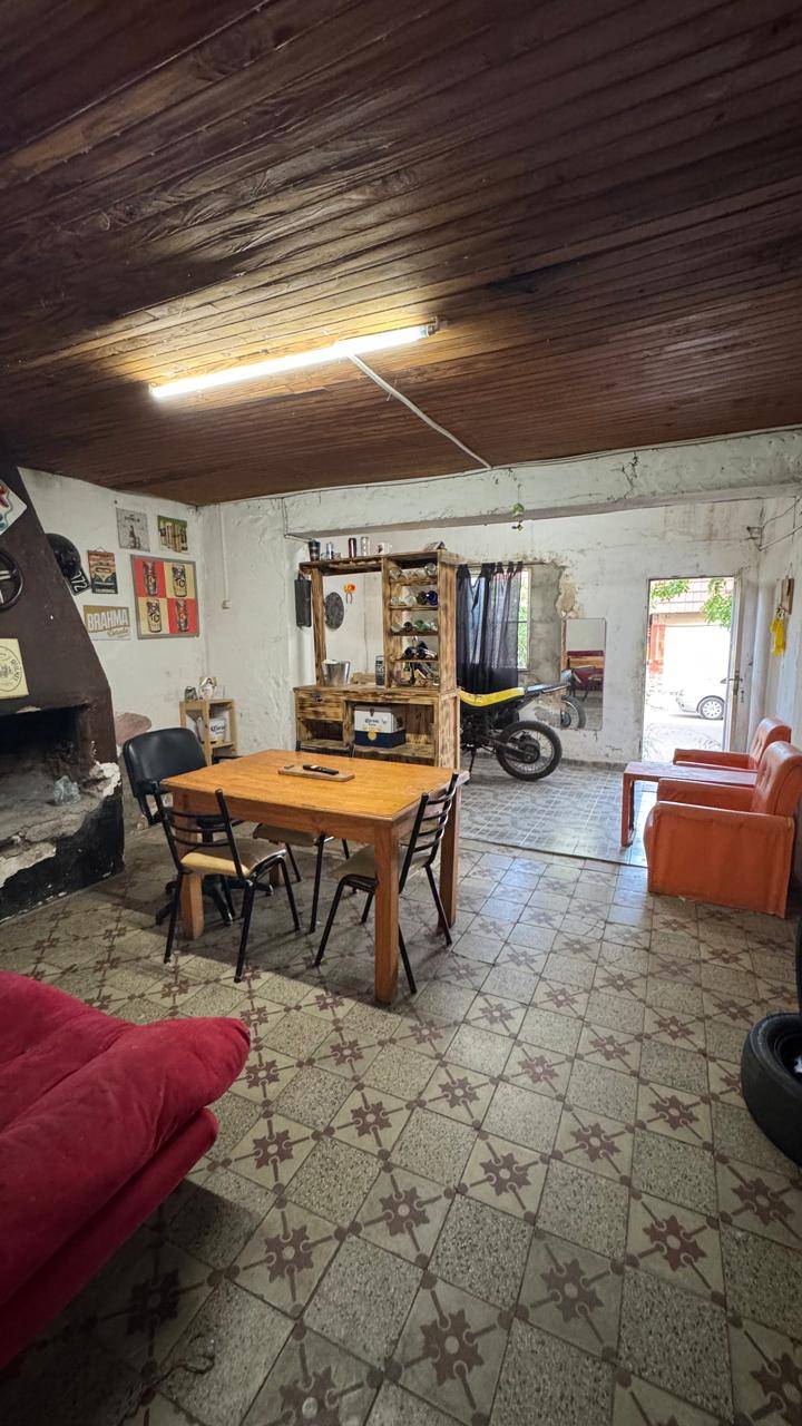 Casa a refaccionar sobre calle Pasteur, Gualeguaychú