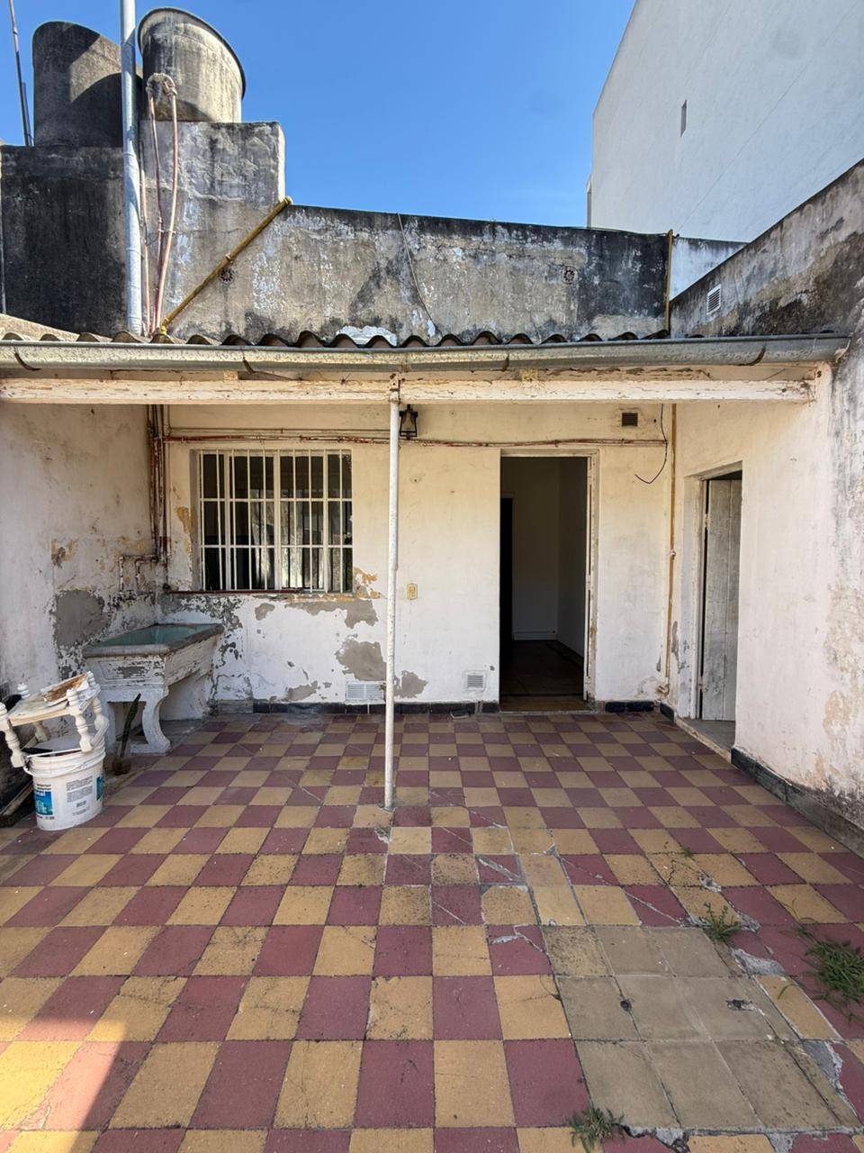 Casa centrica para uso profesional