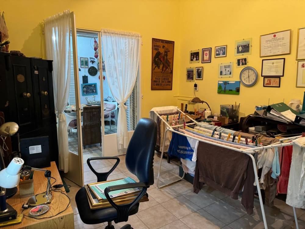 CASA EN TERRENO DE 500 M2 - CENTRO DE LA CIUDAD