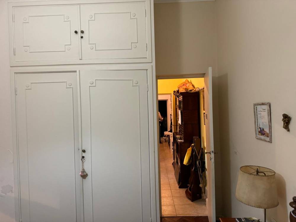 CASA EN TERRENO DE 500 M2 - CENTRO DE LA CIUDAD