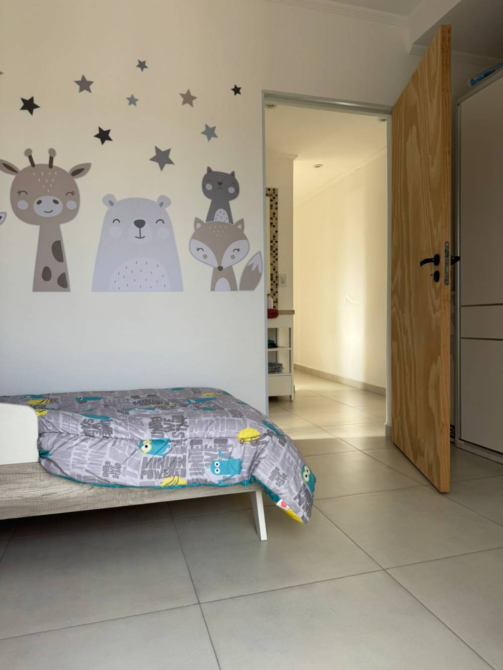 Casa con pileta y jardín en Pueblo Belgrano – ¡Lista para mudarte!