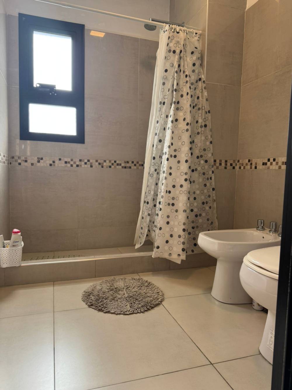 Casa con pileta y jardín en Pueblo Belgrano – ¡Lista para mudarte!