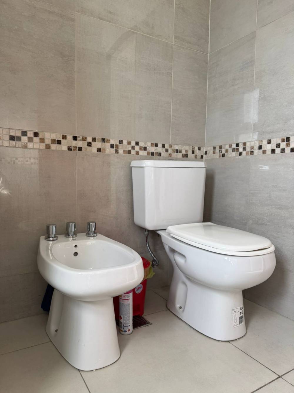 Casa con pileta y jardín en Pueblo Belgrano – ¡Lista para mudarte!