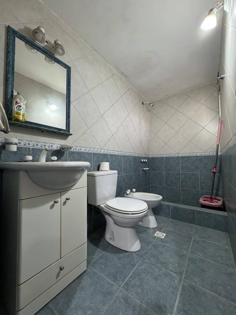 Casa de 3 dormitorios, quincho y parque - Zona La Salle (ex Villa Malvina)
