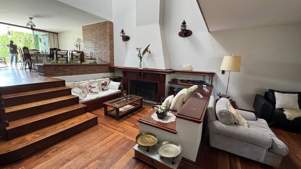 Casa de categoría con vista a la plaza San Martín, Gualeguaychú