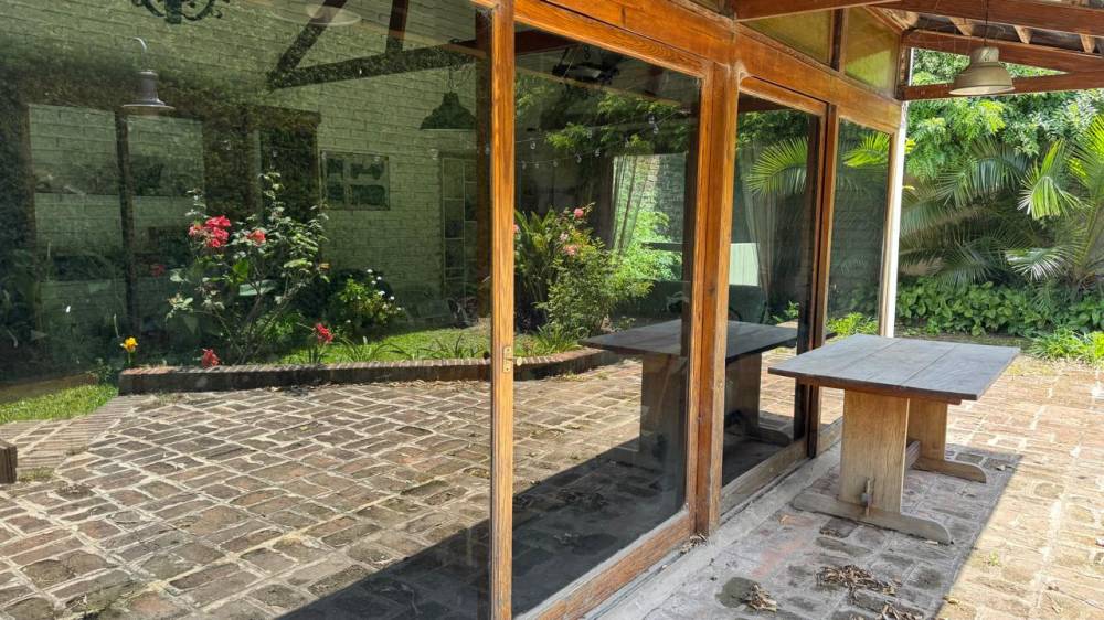 Casa de categoría con vista a la plaza San Martín, Gualeguaychú