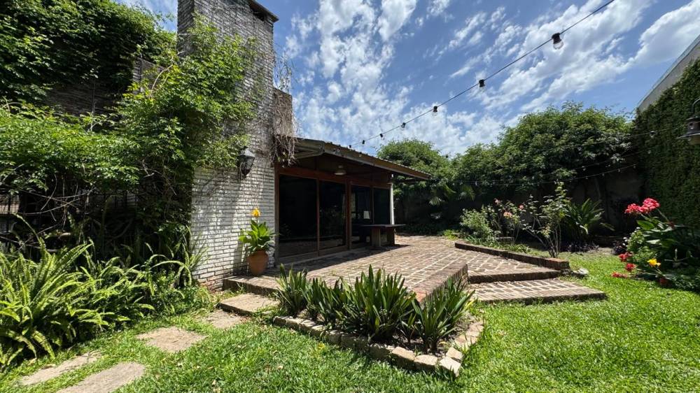 Casa de categoría con vista a la plaza San Martín, Gualeguaychú