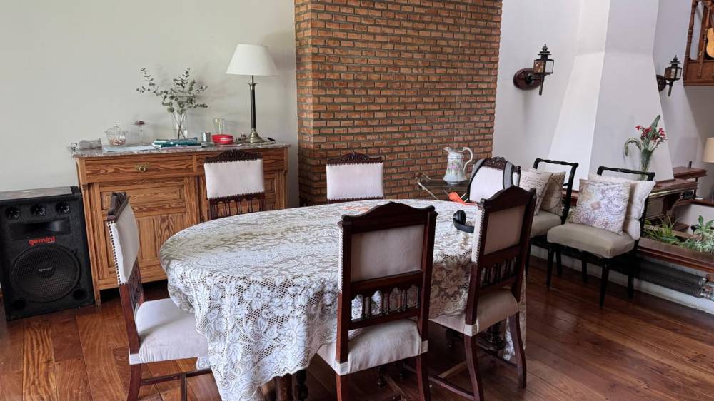 Casa de categoría con vista a la plaza San Martín, Gualeguaychú