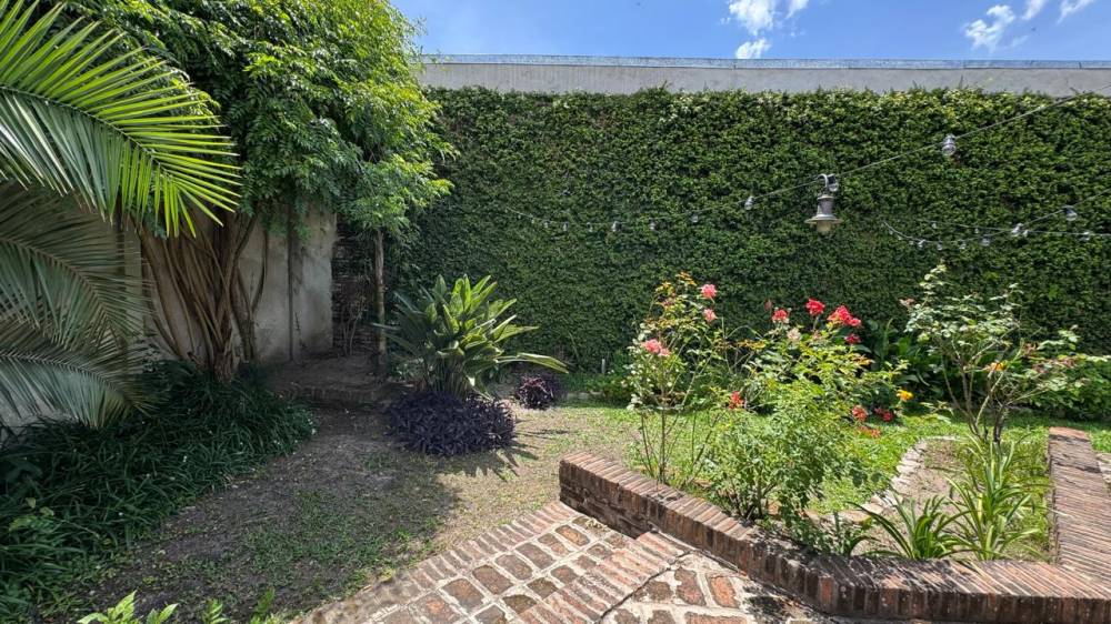 Casa de categoría con vista a la plaza San Martín, Gualeguaychú