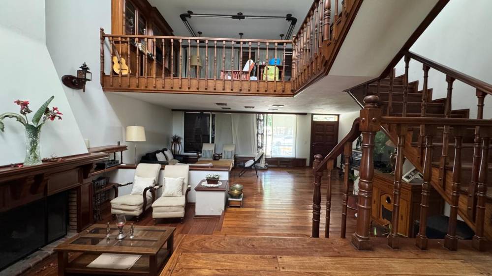 Casa de categoría con vista a la plaza San Martín, Gualeguaychú