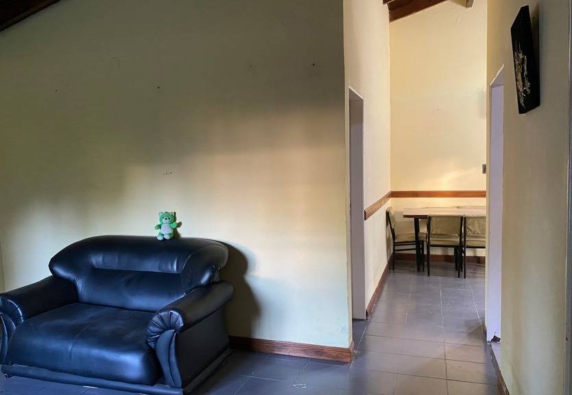 Casa en venta en Urquiza al Oeste (Vinelli): Rodeada de verde y tranquilidad