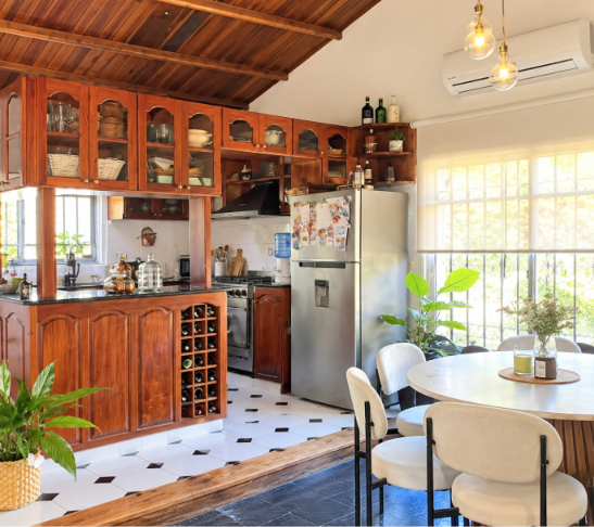 Casa en venta en Barrio Vinelli – Calle Río Nogoyá