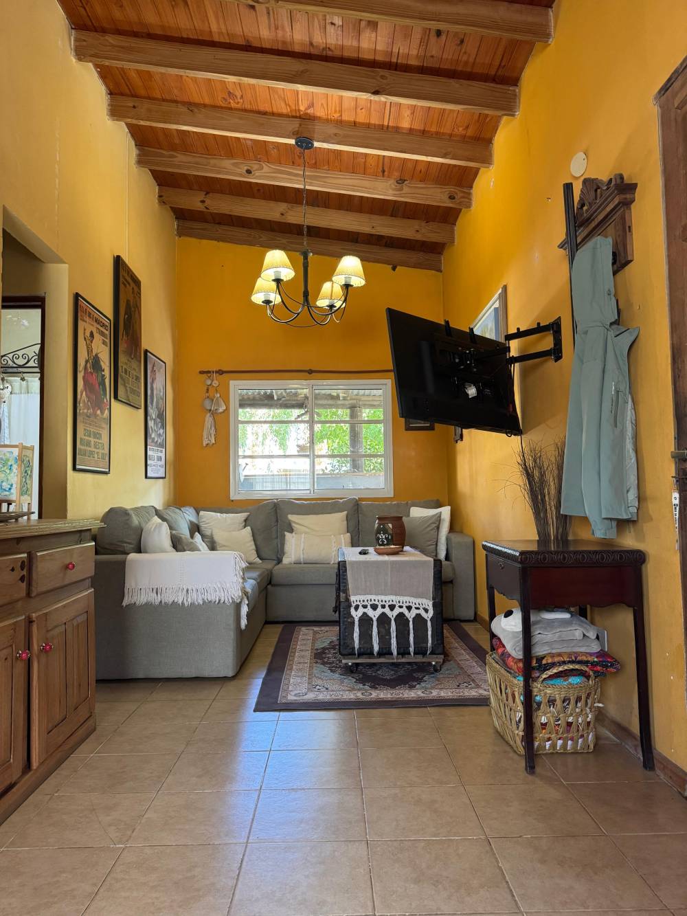 Casa en venta en Pueblo Belgrano sobre lote de 750 m² con pileta y quincho