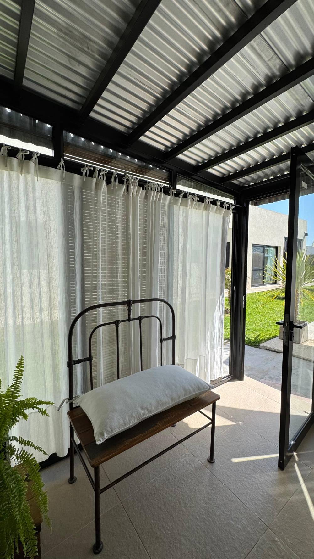 Casa moderna en venta en Pueblo Belgrano