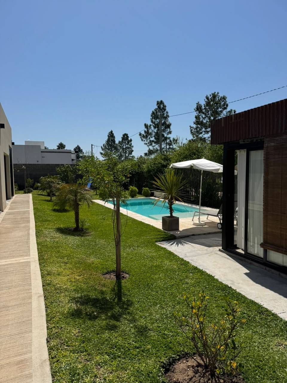 Casa moderna en venta en Pueblo Belgrano