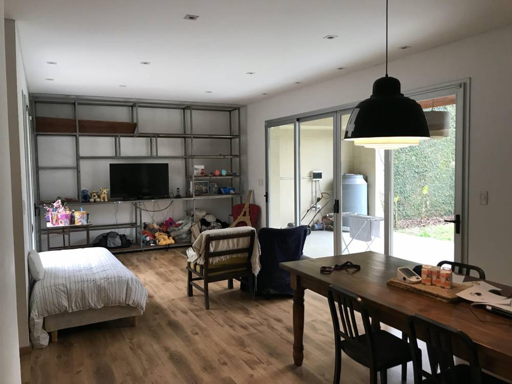 Casa moderna y funcional - Irigoyen al 400