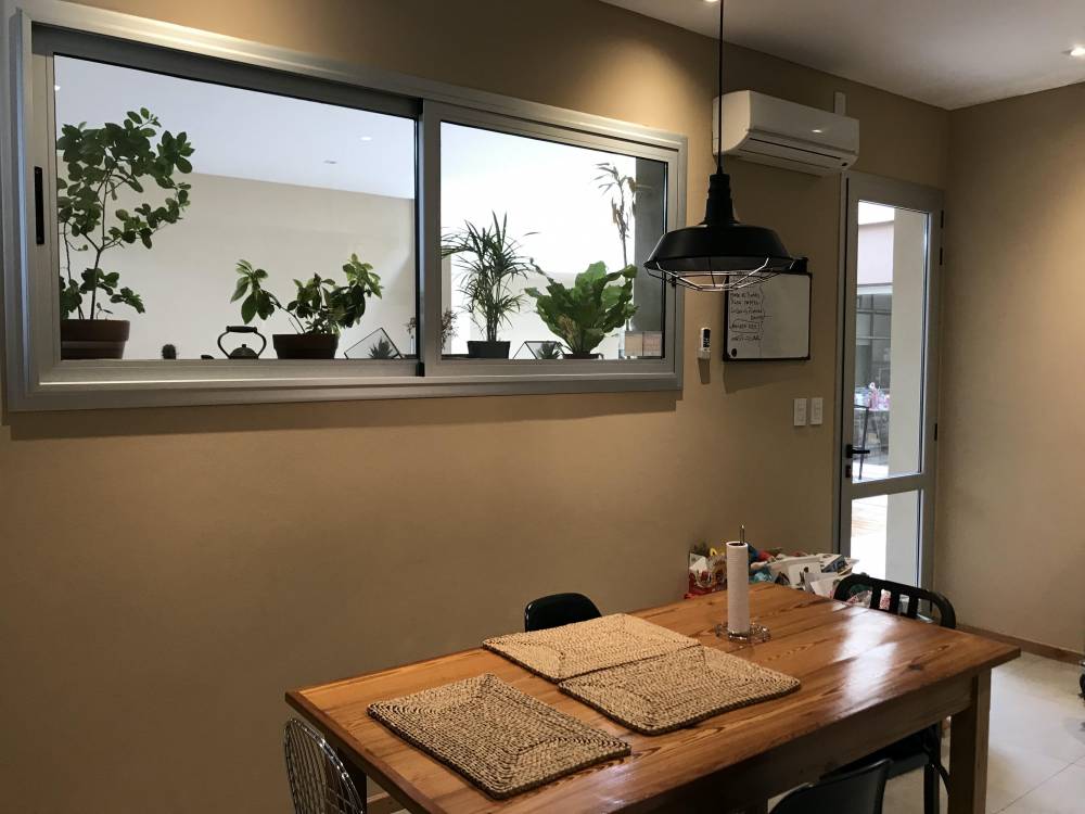 Casa moderna y funcional - Irigoyen al 400