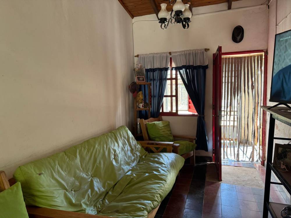 Casa para remodelar sobre calle J. J. Franco al 300 Gualeguaychú