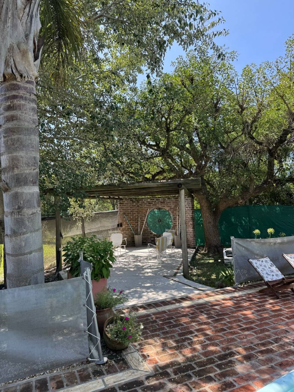 Casa quinta con piletas y casas de huéspedes – Ideal para Disfrutar