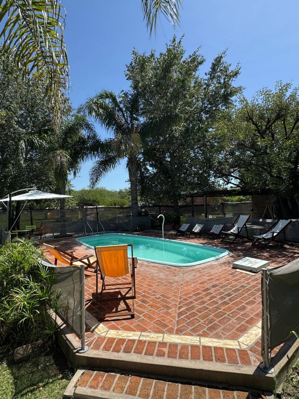 Casa quinta con piletas y casas de huéspedes – Ideal para Disfrutar