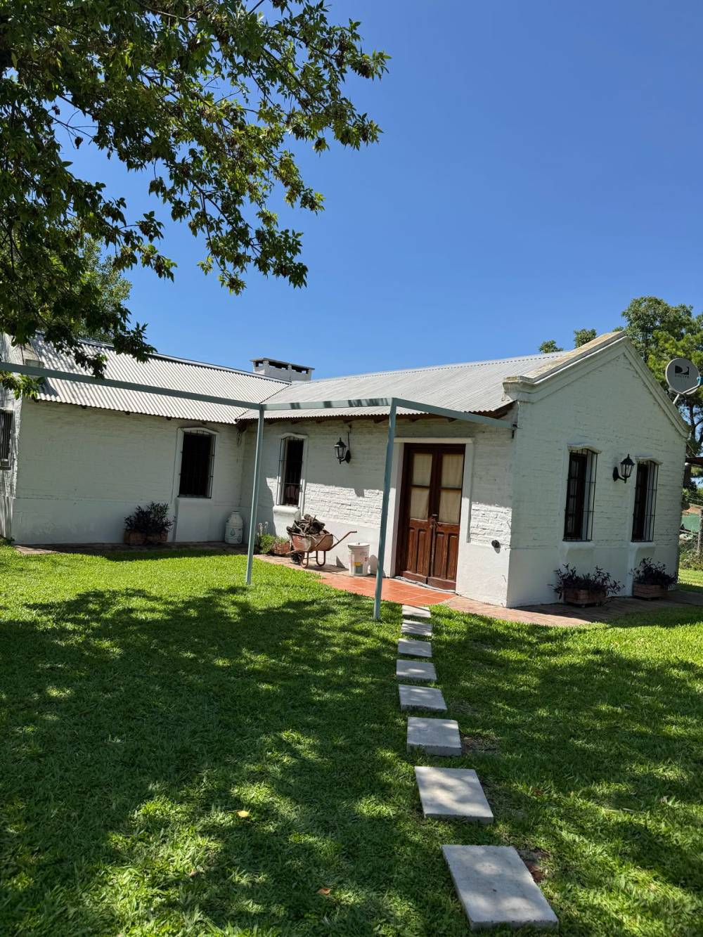 Casa quinta con piletas y casas de huéspedes – Ideal para Disfrutar