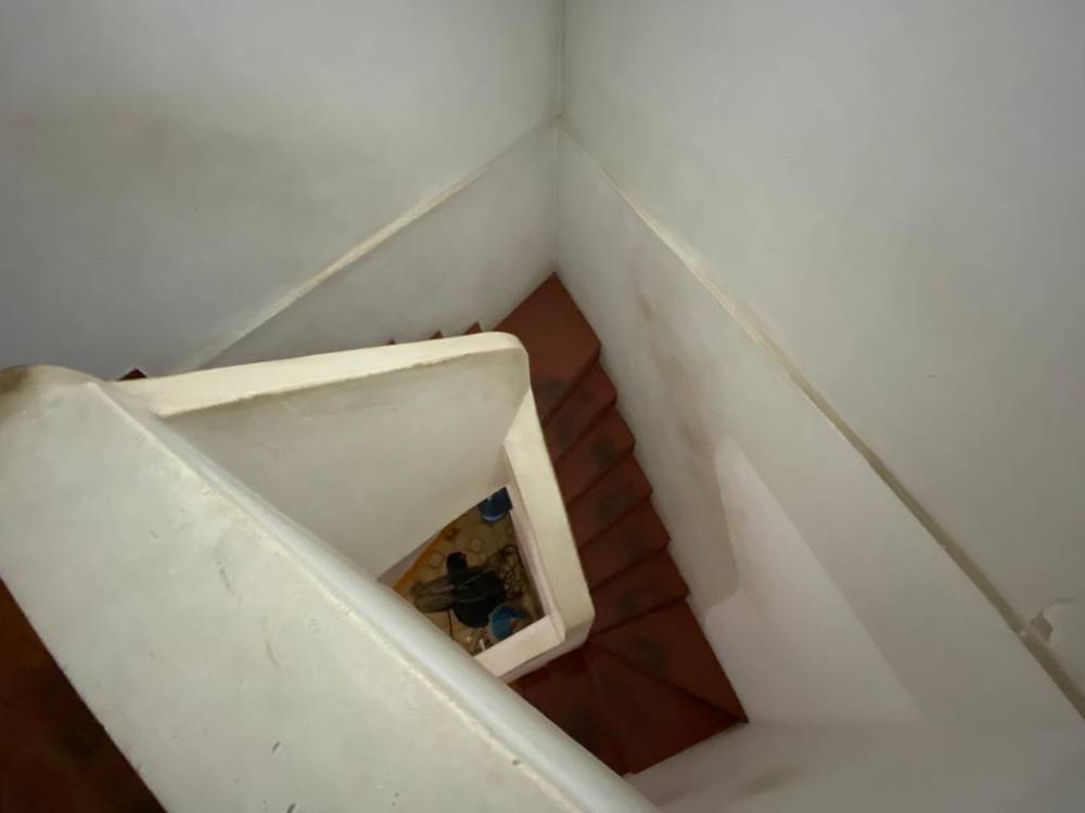 CASA UBICADA SOBRE CALLE ITUZAINGO 