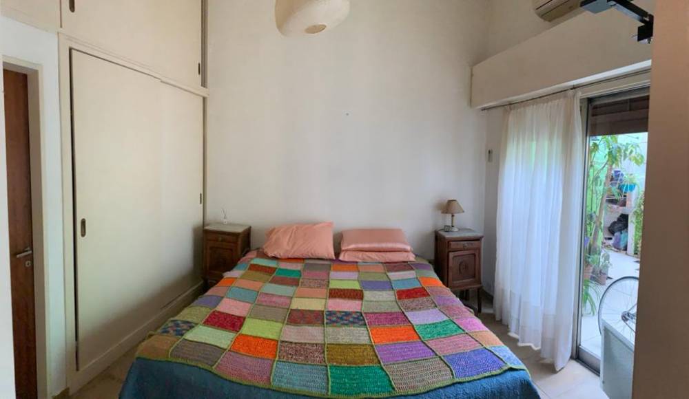 Casa y oficina sobre calle Roca casi Urquiza