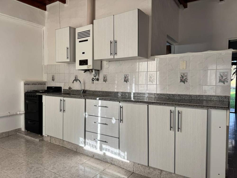 Chacra con pileta y arboleda en Gualeguaychú – Ideal para vivir o invertir