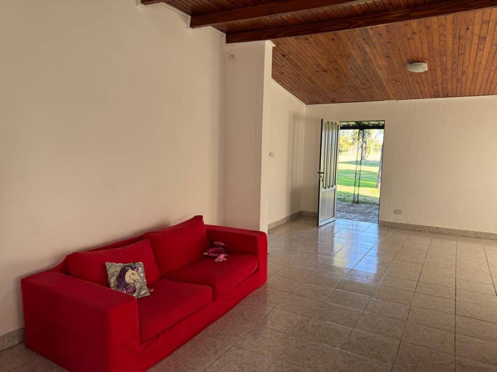 Chacra con pileta y arboleda en Gualeguaychú – Ideal para vivir o invertir