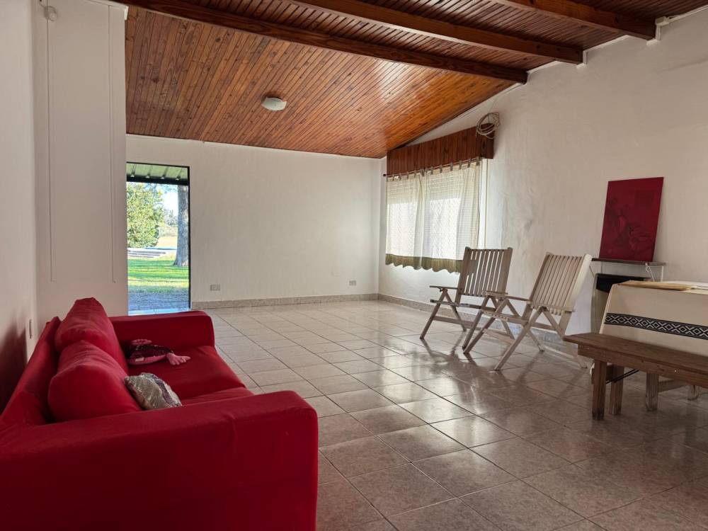 Chacra con pileta y arboleda en Gualeguaychú – Ideal para vivir o invertir