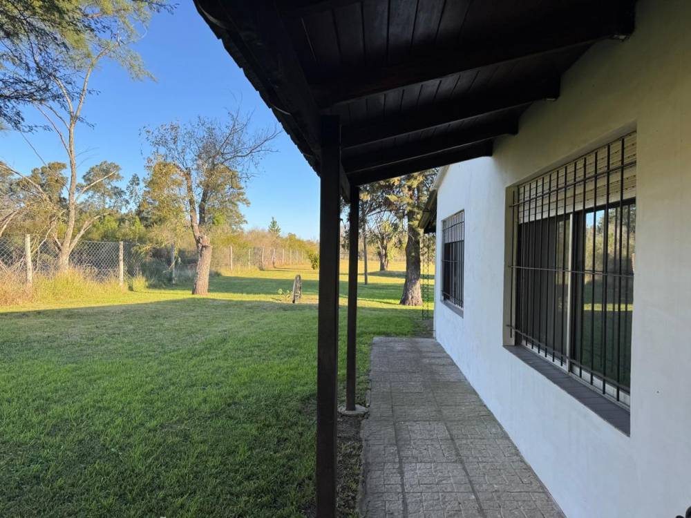 Chacra con pileta y arboleda en Gualeguaychú – Ideal para vivir o invertir