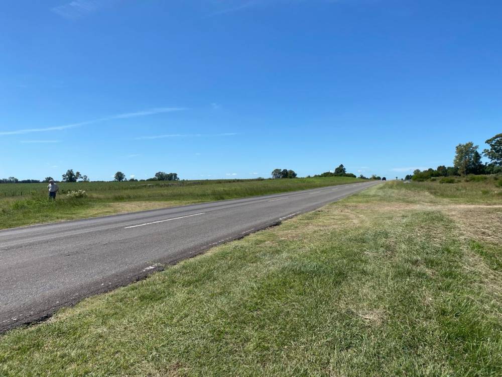  CHACRA DE 8.9 HECTÁREAS SOBRE RUTA 136