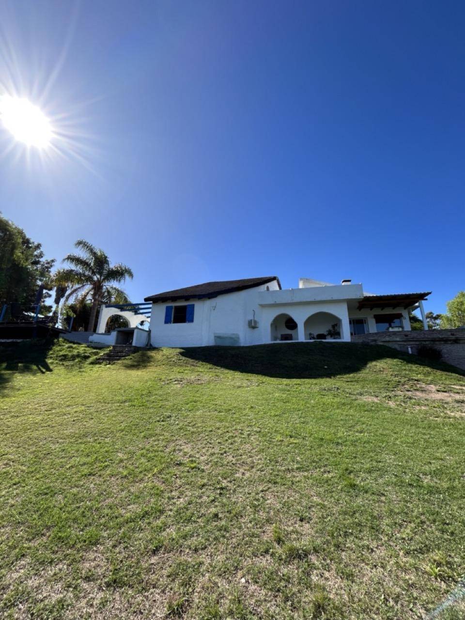 Chacra de 6 hectáreas con 130 metros de costa sobre el Río Uruguay, Fray Bentos, Uruguay