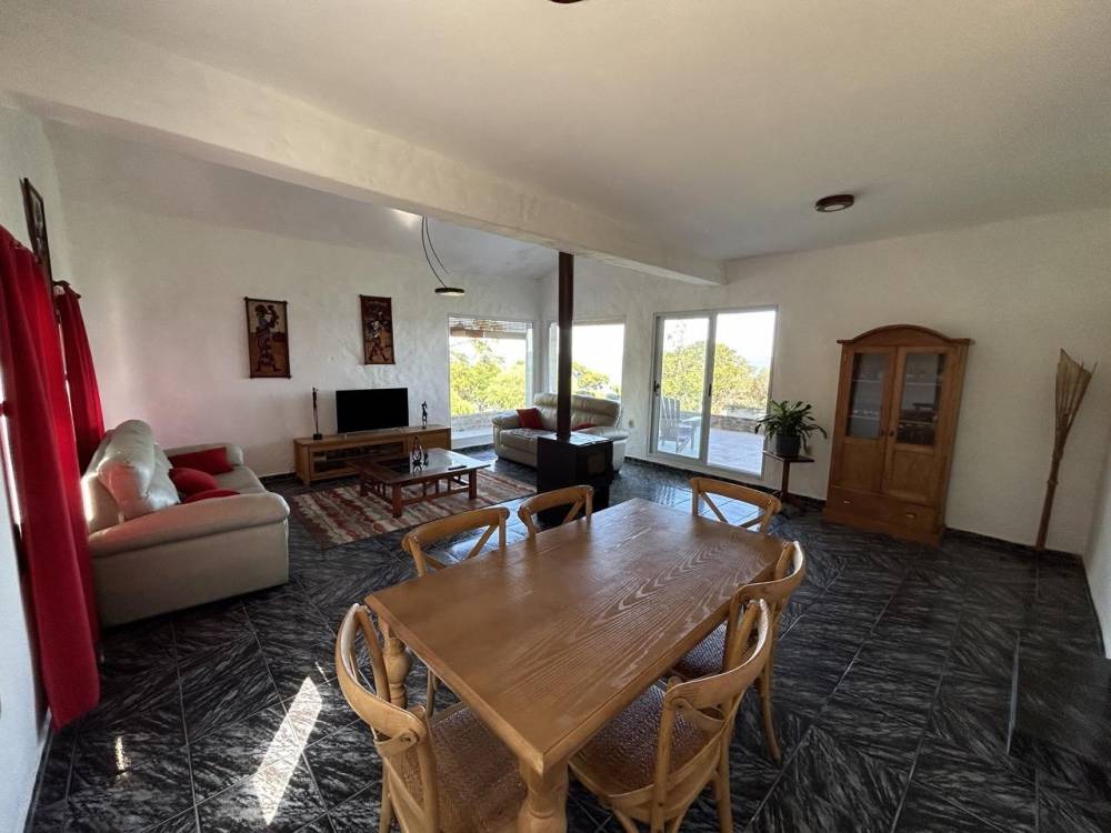 Chacra de 6 hectáreas con 130 metros de costa sobre el Río Uruguay, Fray Bentos, Uruguay