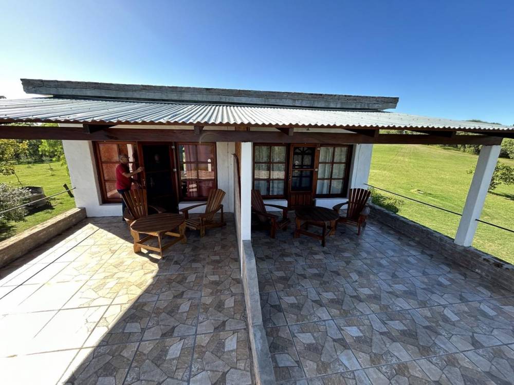 Chacra de 6 hectáreas con 130 metros de costa sobre el Río Uruguay, Fray Bentos, Uruguay