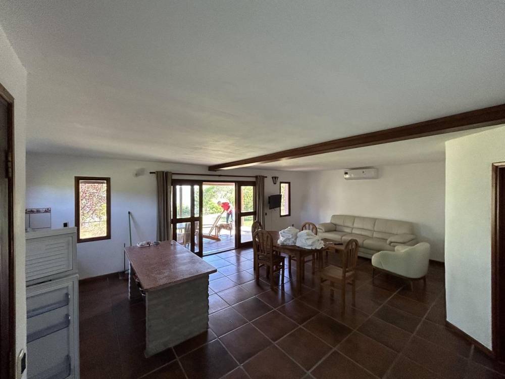 Chacra de 6 hectáreas con 130 metros de costa sobre el Río Uruguay, Fray Bentos, Uruguay