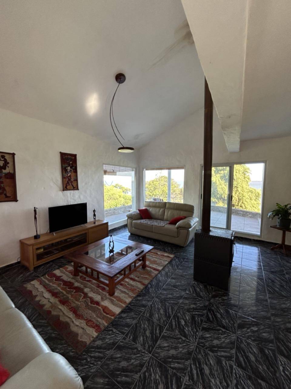 Chacra de 6 hectáreas con 130 metros de costa sobre el Río Uruguay, Fray Bentos, Uruguay