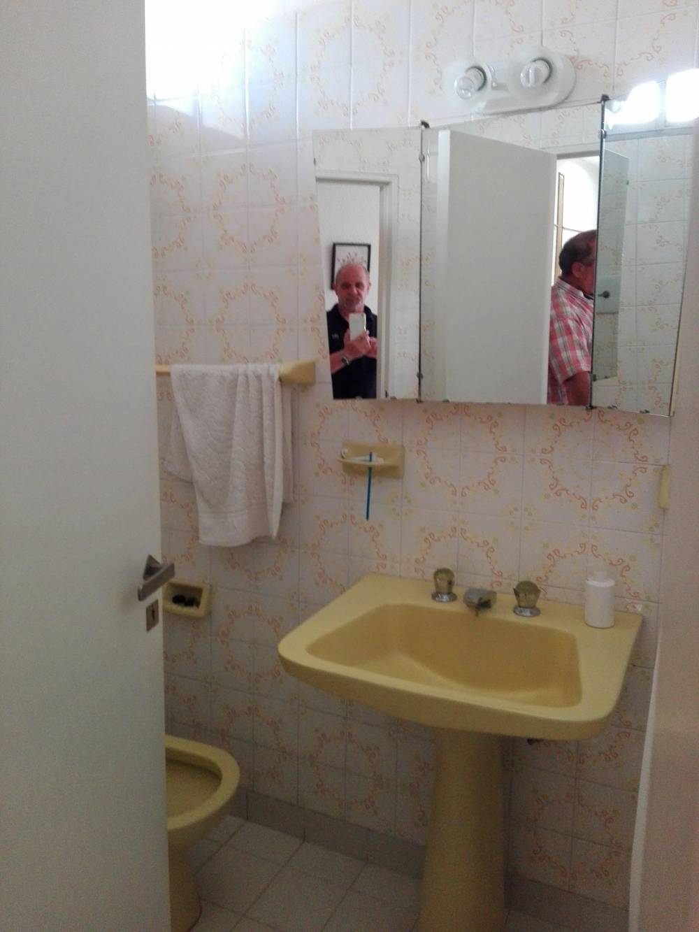  Churruarin e/ San Martin y Bolivar