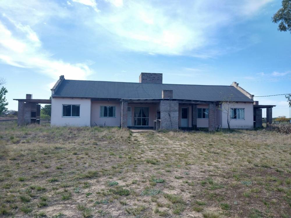 COMPLEJO TURISTICO, CAMINO A ÑANDUBAYSAL