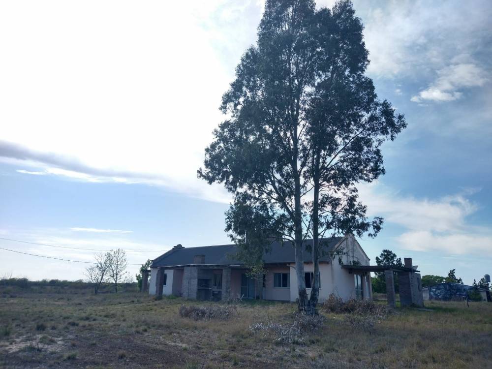 COMPLEJO TURISTICO, CAMINO A ÑANDUBAYSAL