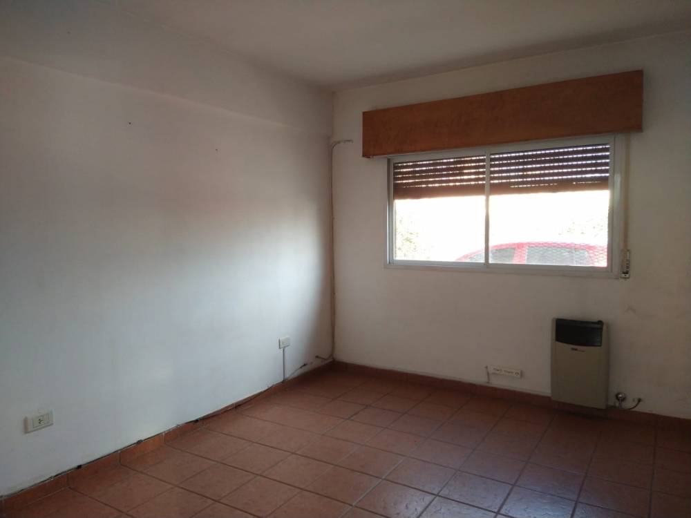 DEPARTAMENTOS EN ESQUINA AGUADO Y CONCORDIA