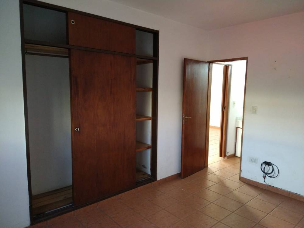 DEPARTAMENTOS EN ESQUINA AGUADO Y CONCORDIA