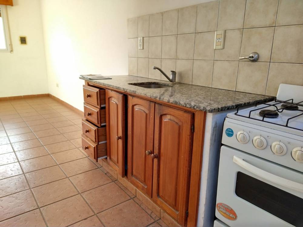 DEPARTAMENTOS EN ESQUINA AGUADO Y CONCORDIA