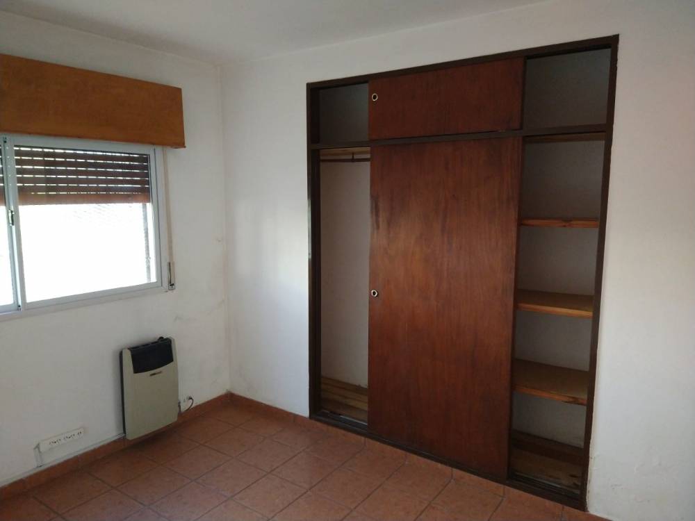 DEPARTAMENTOS EN ESQUINA AGUADO Y CONCORDIA